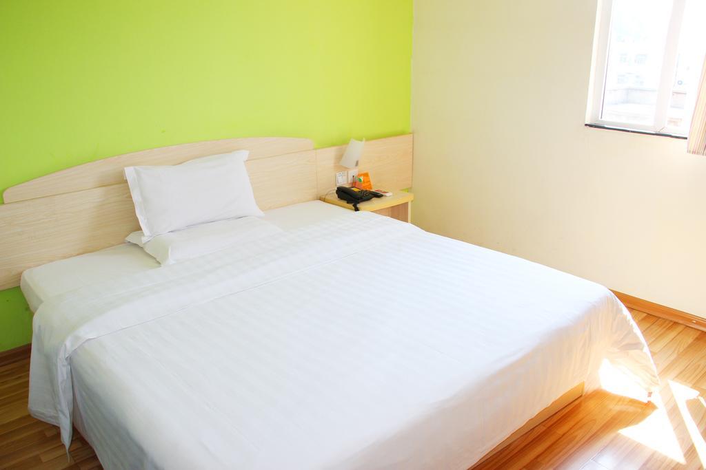 7Days Inn Guangzhou Gangding Longkou XI Road Kanton Exterior foto