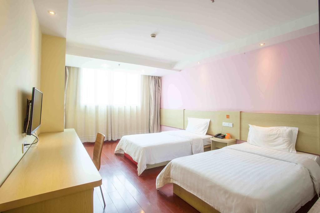 7Days Inn Guangzhou Gangding Longkou XI Road Kanton Zimmer foto